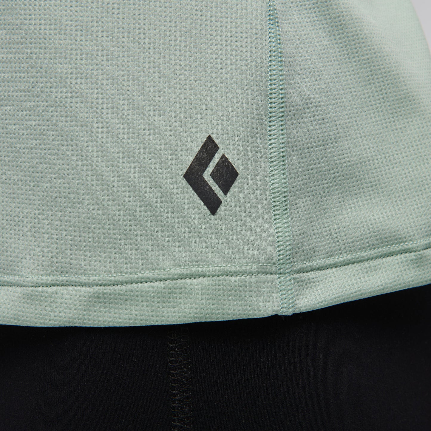 Women's Lightwire Long Sleeve Tech Tee | Black Diamond Essential