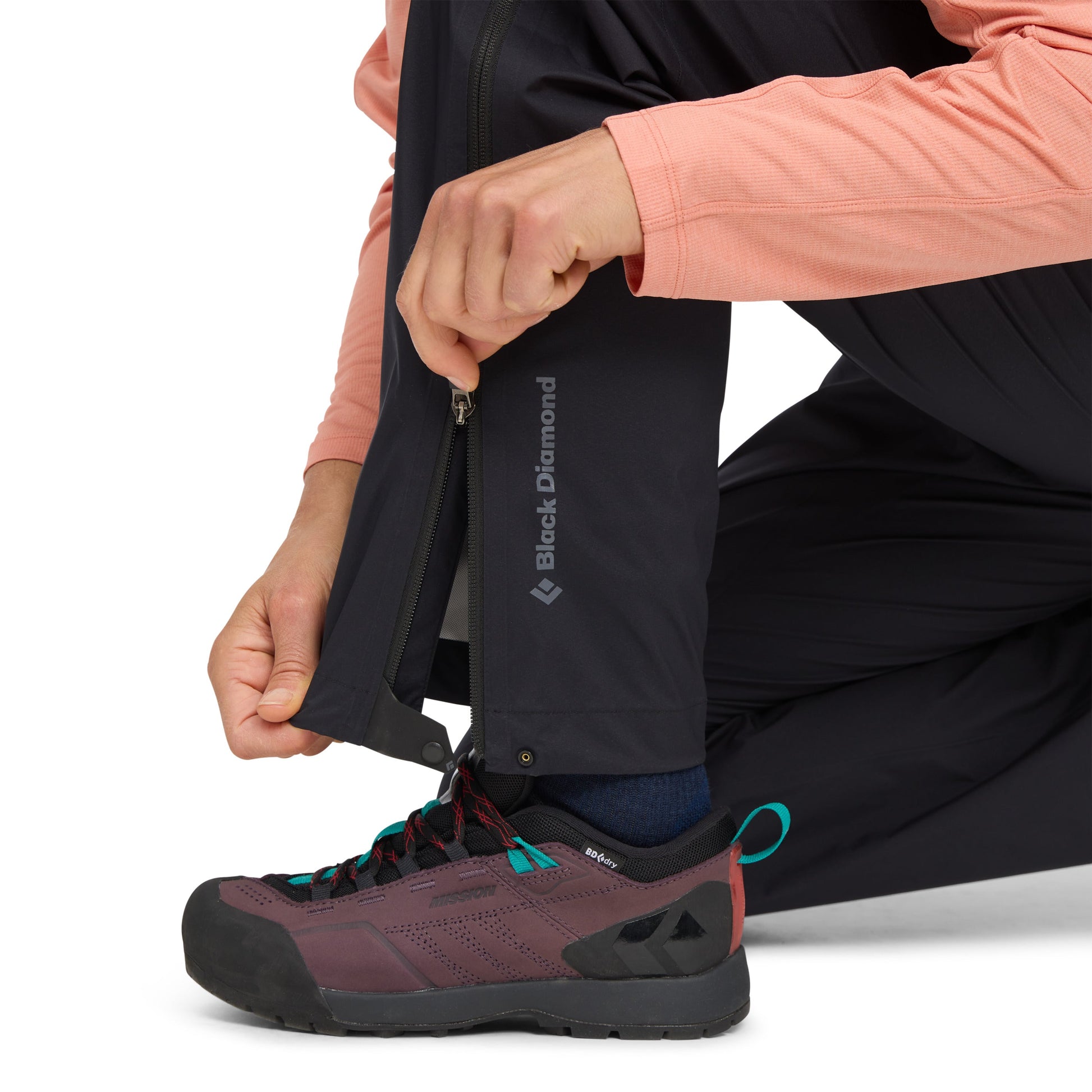 Women's Fineline Stretch Full Zip Pants | Black Diamond Signature