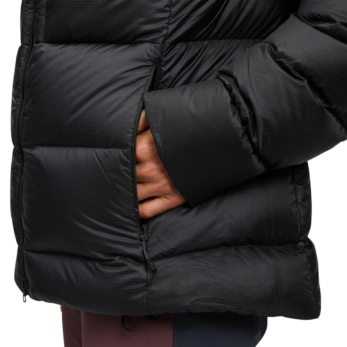 Women's Mission Down 4000 M Parka | Black Diamond Signature