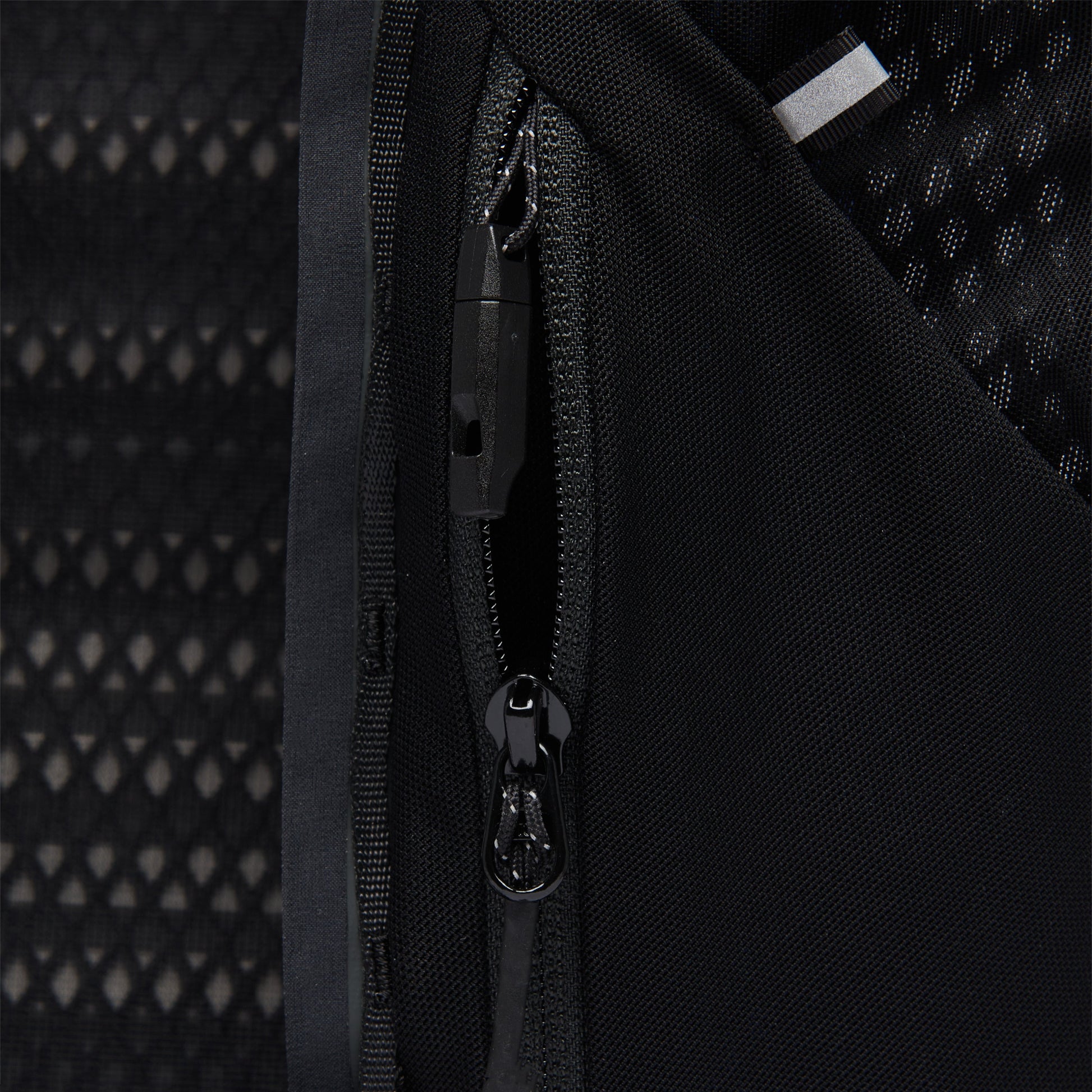 Distance 22 Backpack - Past Season | Black Diamond Great Value