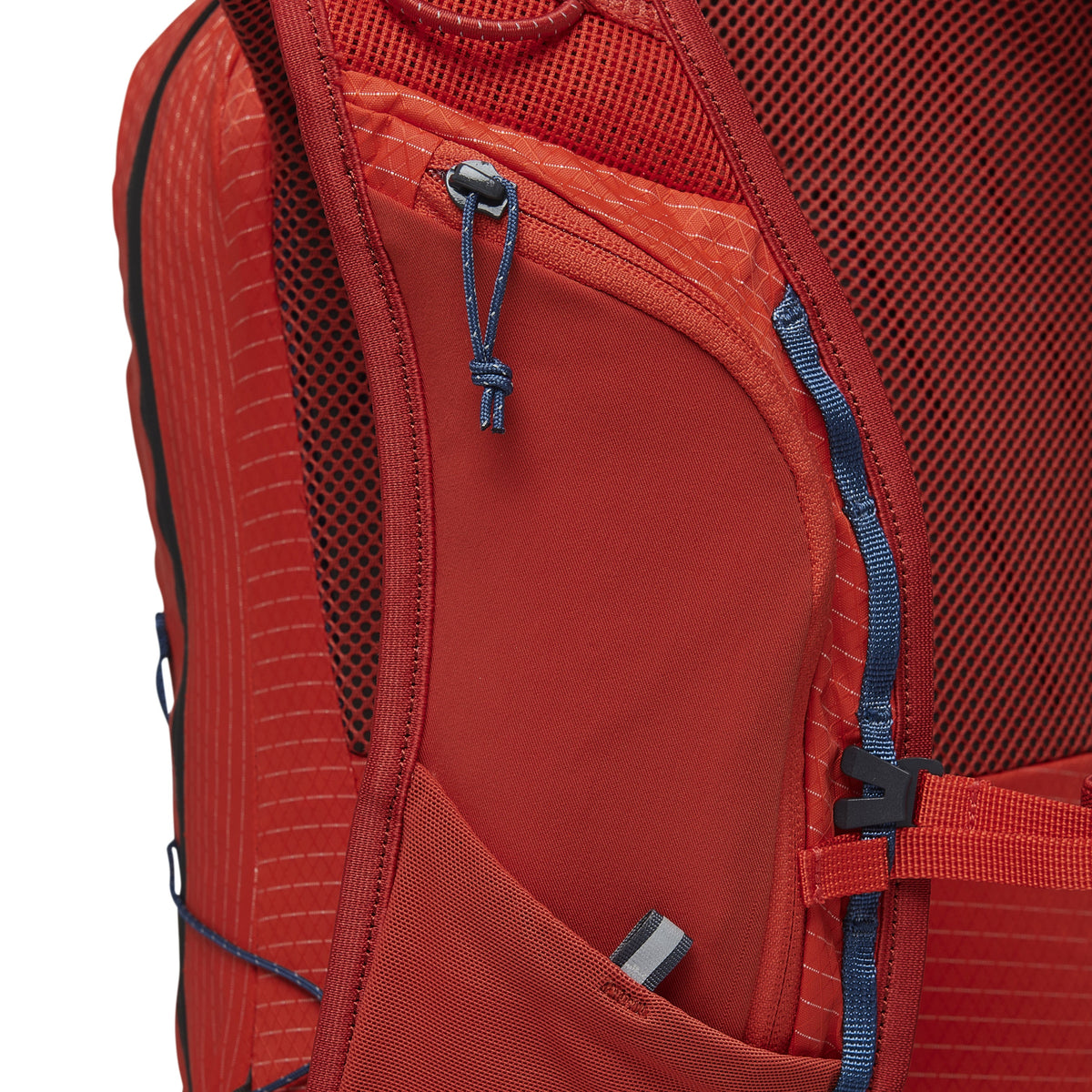 Pursuit 15 Backpack - Past Season | Black Diamond Value