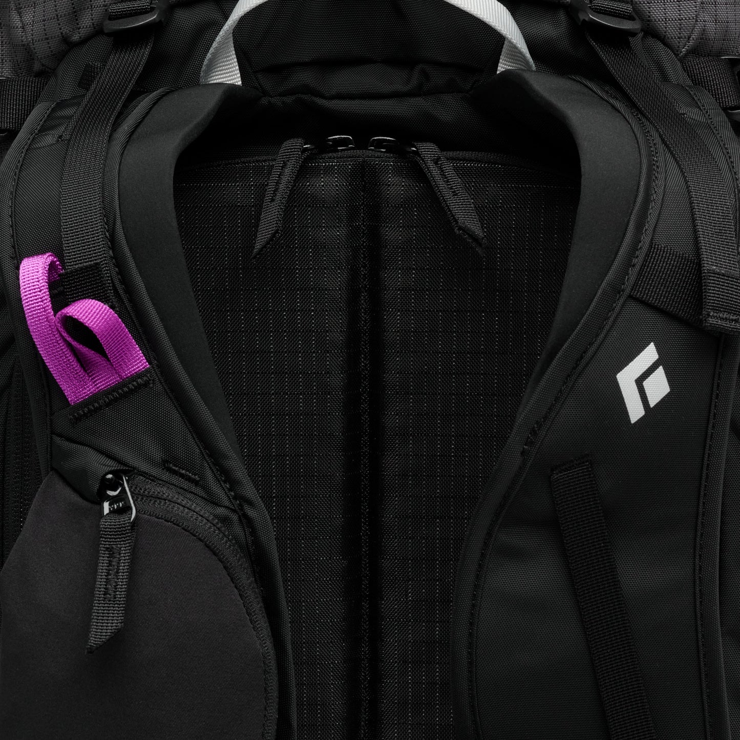 Helio 38 Backpack | Black Diamond Everyday