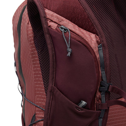 Women's Pursuit 15 Backpack - Past Season | Black Diamond Signature