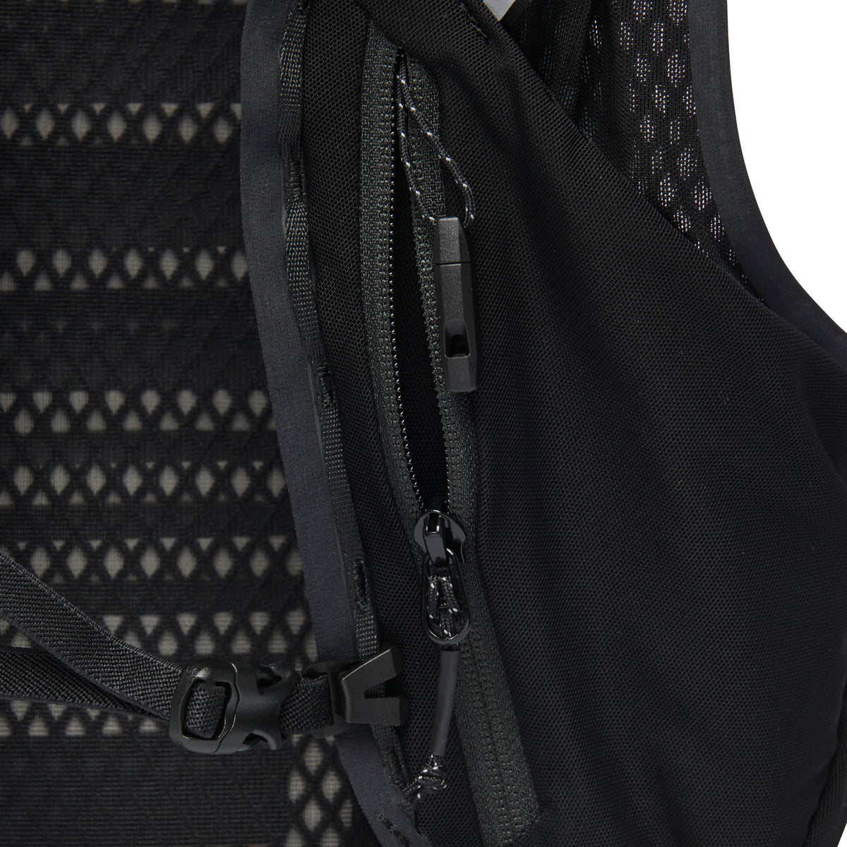 Women's Distance 15 Backpack - Past Season | Black Diamond Exclusive