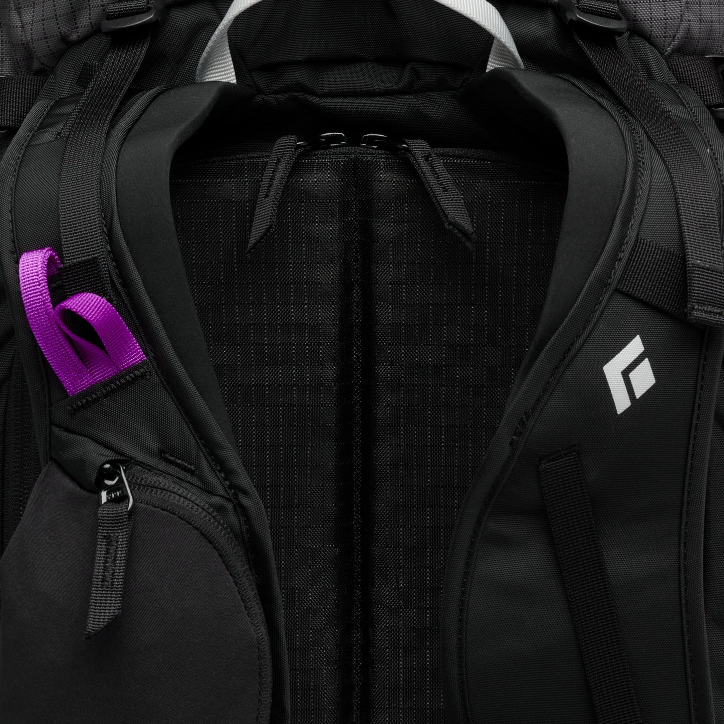 Helio 30 Backpack | Black Diamond Value
